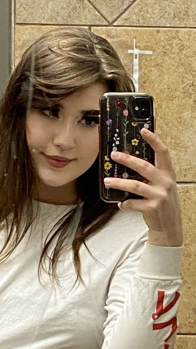 emilysanders, 21 years old from United States