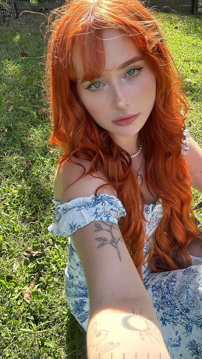 Ashley R, 23 years old from United States