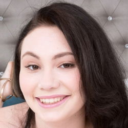 lenna lux
