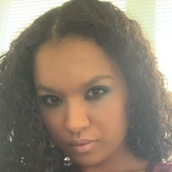 lilie topaz