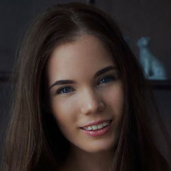 lovenia lux