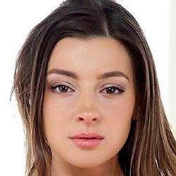 melena maria rya