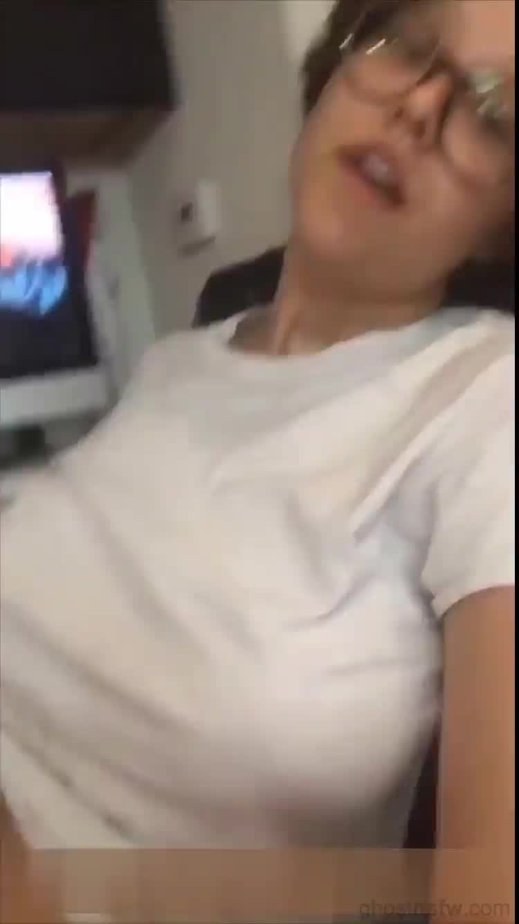 sabrina nichole Snapchat Video: Giving snapchat pleasure she craves