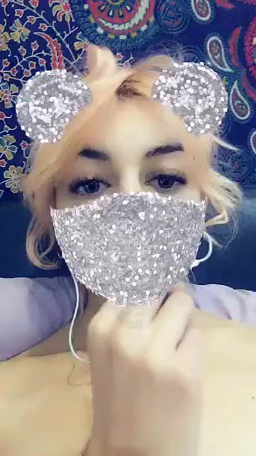 laiste girl Snapchat Video: Dildo tease makes her pussy wet