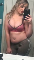 elvirosr54, 22 years old from United Kingdom