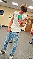 hitmeup, 19 years old from United States
