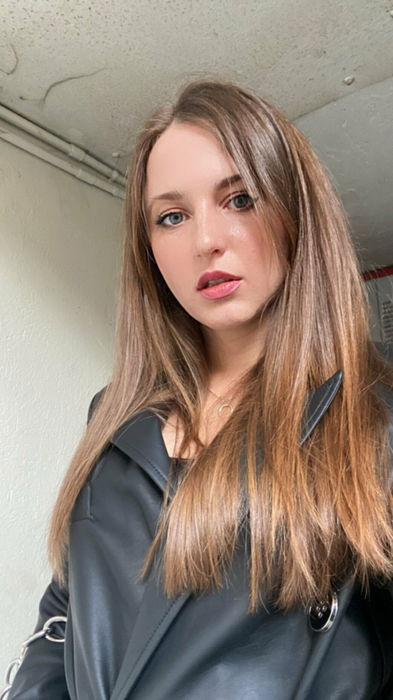 @Leena579, 24 years old from United States