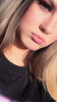 clo1e, 29 years old from Canada