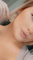 loralora7087, 19 years old from United Kingdom