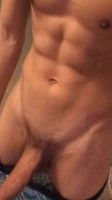 bigdick4554, 21 years old from Canada
