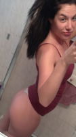 emajames, 21 years old from United States