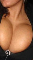 jhot7105, 19 years old from Canada