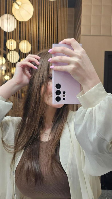 @Victoriazx1, 22 years old from United States