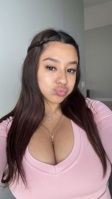 noraraylee's kik sexting profile - 23 yo man from United States