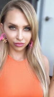lanasmith44, 25 years old from United States