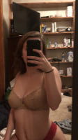ella76, 19 years old from United States