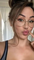 alinahorna, 27 years old from United States