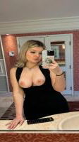 angel32, 22 years old from United States
