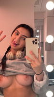 ashelynicole, 25 years old from United States