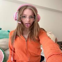 ava102