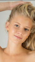 avahot3794, 19 years old from United States