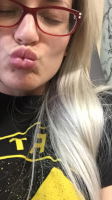 mira09, 25 years old from United States