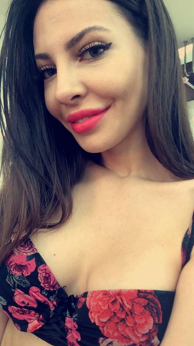 carolen's whatsapp sexting profile - 24 yo woman from United States