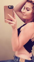 amiliya211r, 24 years old from United Kingdom
