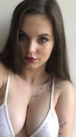 eve, 21 years old from United States