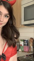 ivylewd, 20 years old from United States