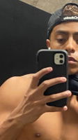 m0nt3s_, 19 years old from United States