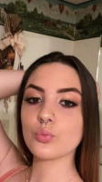 mia_j2808, 21 years old from United States