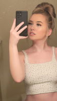 milliebaker, 24 years old from United Kingdom