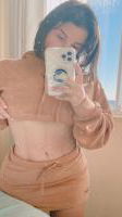 nelly, 25 years old from United States