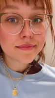 rebb, 25 years old from United States