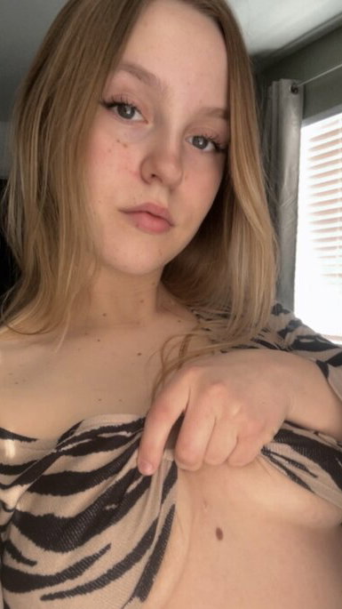 taiburrhoman98's telegram sexting profile - 19 yo woman from Germany