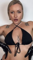 womendom, 22 years old from United States