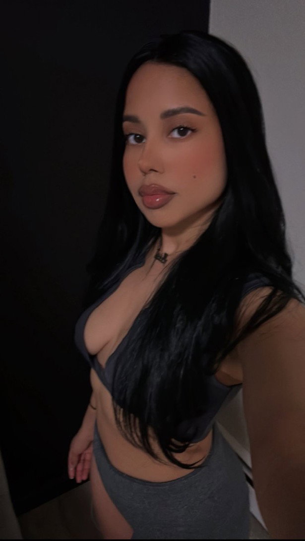 michellejoanacadwell4's snapchat gallery - blowjob, sex, horny (2/3)