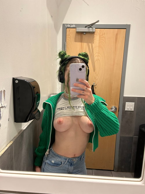 alinakelly49's telegram gallery - fingering, nude, fuck (1/3)