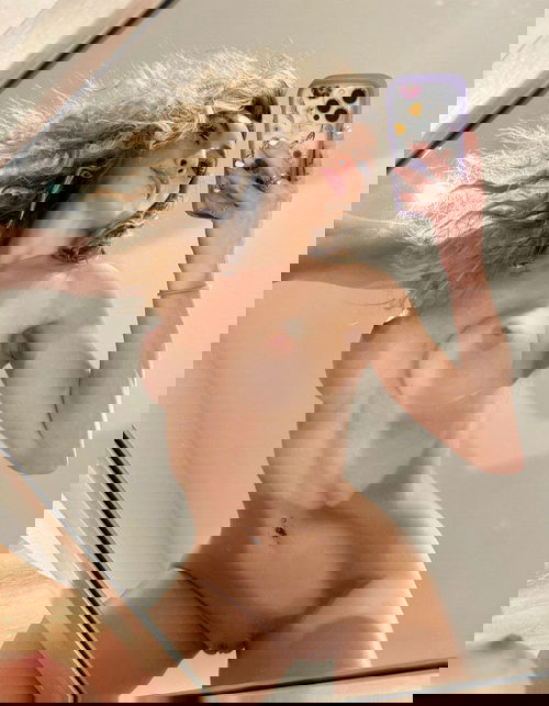 Wanna cum with sexting, nude, video call, PPV !  Telegram/Kik:: @n_ob21