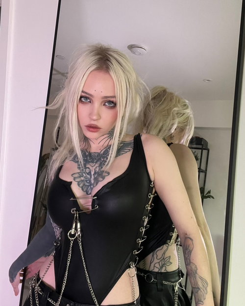 bantisanti6678's telegram gallery - ass, pussy, bdsm (1/3)