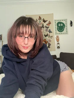 tinaaaask420's kik photo - Brunette, Selfie