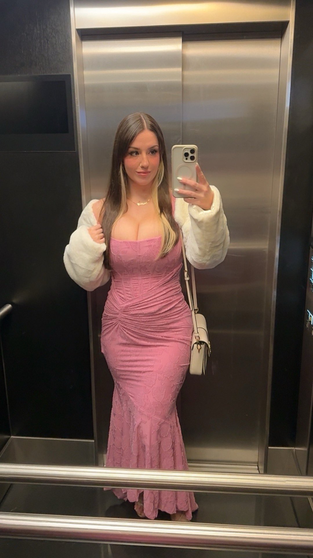 Zocilin1's telegram gallery - boobs, fingering, pussy (2/3)