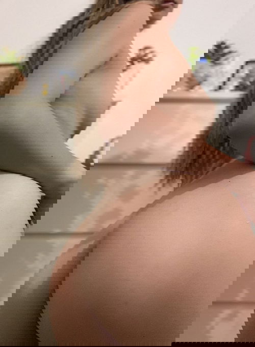 Wanna be my dirty sexting cum partner x video chat? Telegram: @Lisaaqx