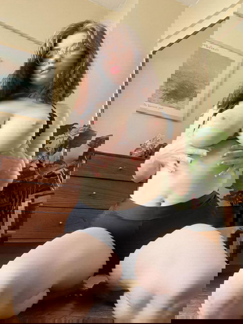 F21 vcall sext big tit's etc hit my telegram @ Babe14356