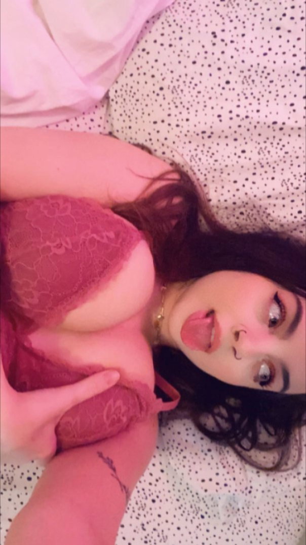 maddym75s's snapchat photo - fingering, nude