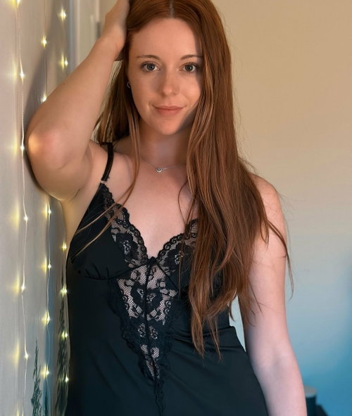 angelax810's telegram gallery - Topless, Thong, Redhead, Brunette, Selfie (1/3)