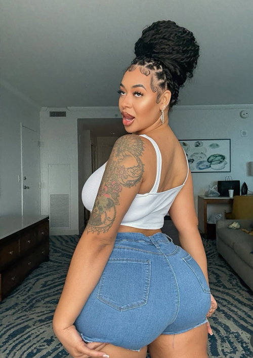 ariannataylor365's whatsapp gallery - ass, pussy, fuck (3/3)