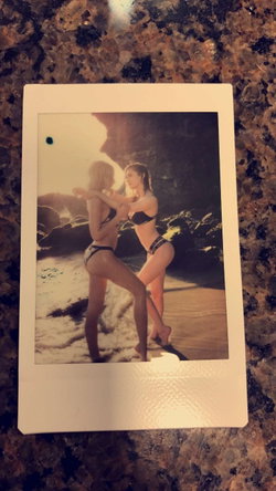 @Clara010102's telegram gallery - slut, horny, dirty, Nudes, Topless, Thong, Curvy, Blonde, Brunette, Selfie, Tattoo (4/5)