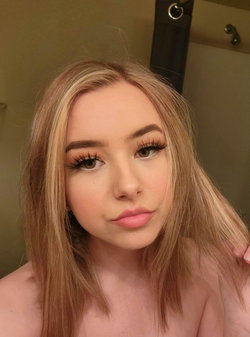 @Rosegirls2628's telegram gallery - Nudes, Topless, Curvy, Big Boobs, Blonde, Selfie (3/3)